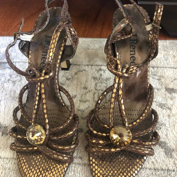 J Renee Dark Gold Heels - Picture 5 of 7